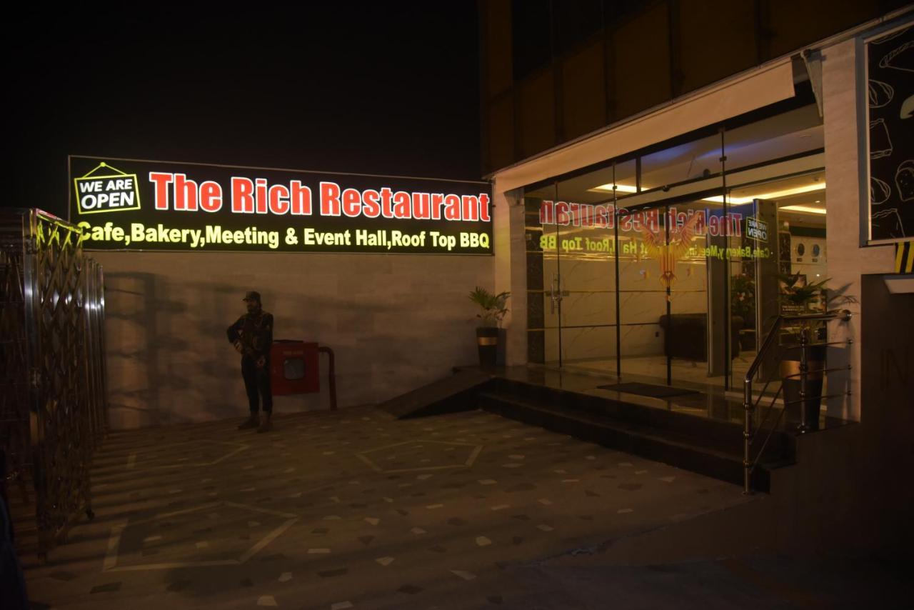 The Rich Hotel & Apartments 拉合尔 外观 照片