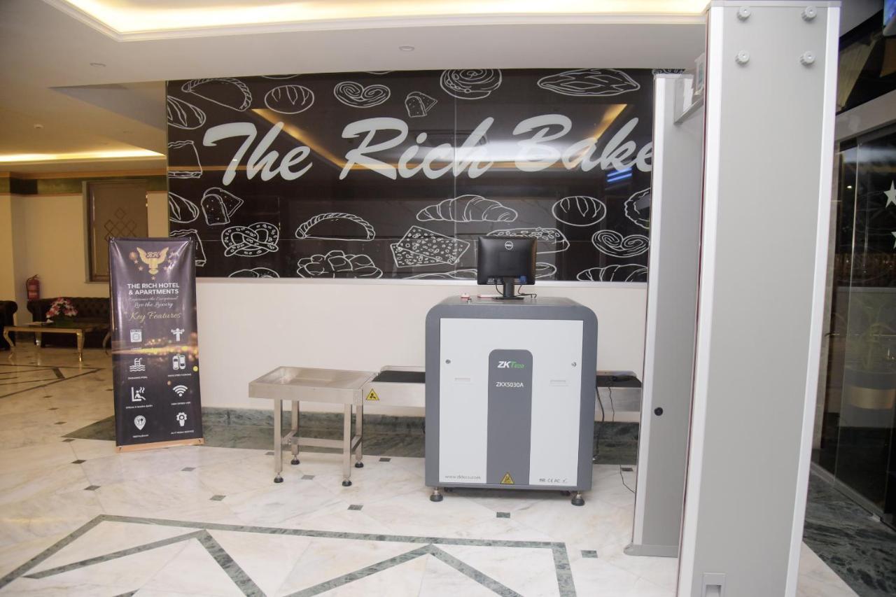 The Rich Hotel & Apartments 拉合尔 外观 照片