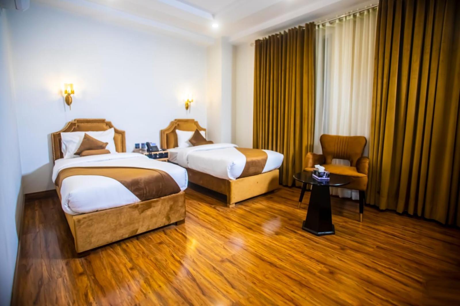 The Rich Hotel & Apartments 拉合尔 外观 照片
